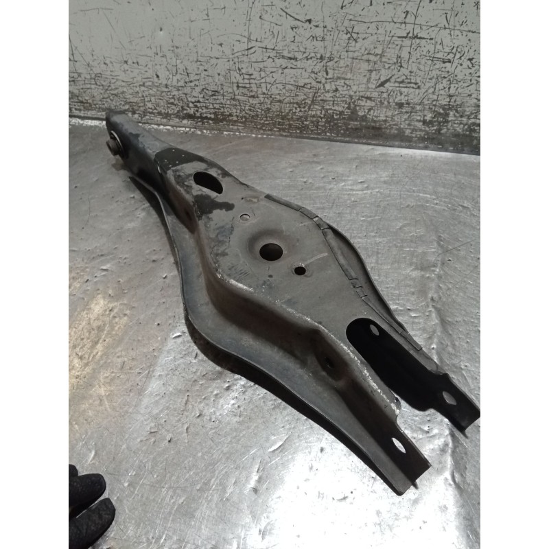 Recambio de brazo suspension inferior trasero izquierdo para kia ceed tourer (cd) 1.6 crdi 115 referencia OEM IAM   