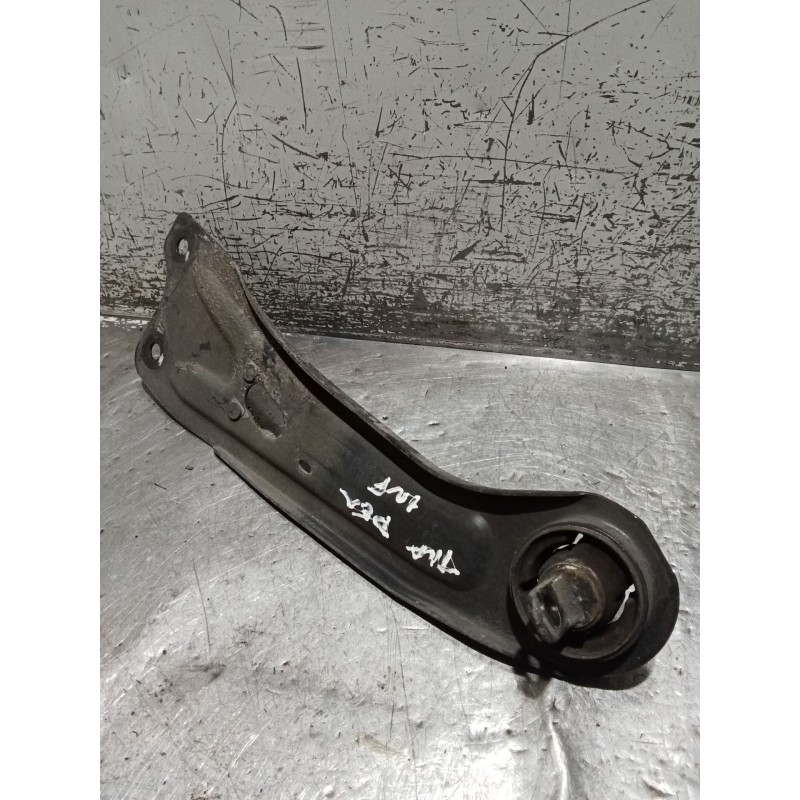 Recambio de brazo suspension inferior trasero derecho para kia ceed tourer (cd) 1.6 crdi 115 referencia OEM IAM   