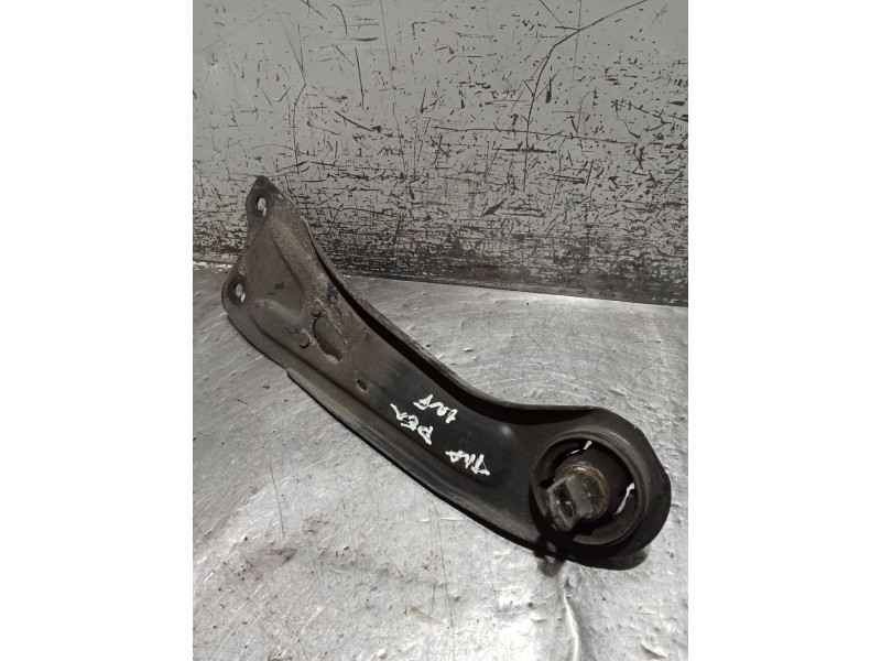 Recambio de brazo suspension inferior trasero derecho para kia ceed tourer (cd) 1.6 crdi 115 referencia OEM IAM   