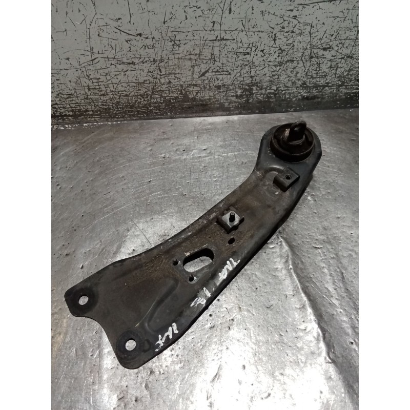 Recambio de brazo suspension inferior trasero izquierdo para kia ceed tourer (cd) 1.6 crdi 115 referencia OEM IAM   