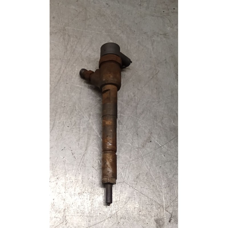 Recambio de inyector para fiat linea (323_, 110_) 1.3 d multijet (323axb11, 323axb1a) referencia OEM IAM 0445110183  BOSCH