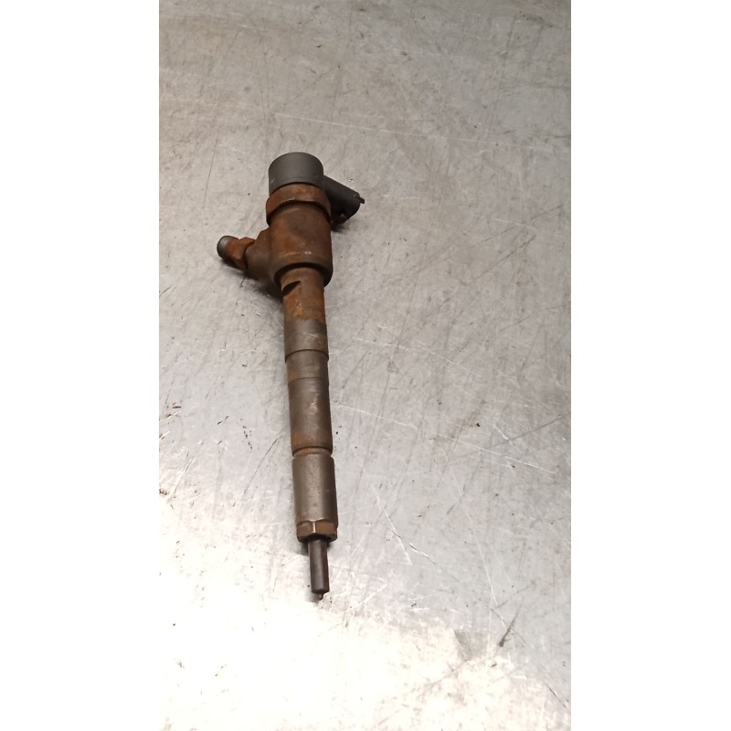 Recambio de inyector para fiat linea (323_, 110_) 1.3 d multijet (323axb11, 323axb1a) referencia OEM IAM 0445110183  BOSCH