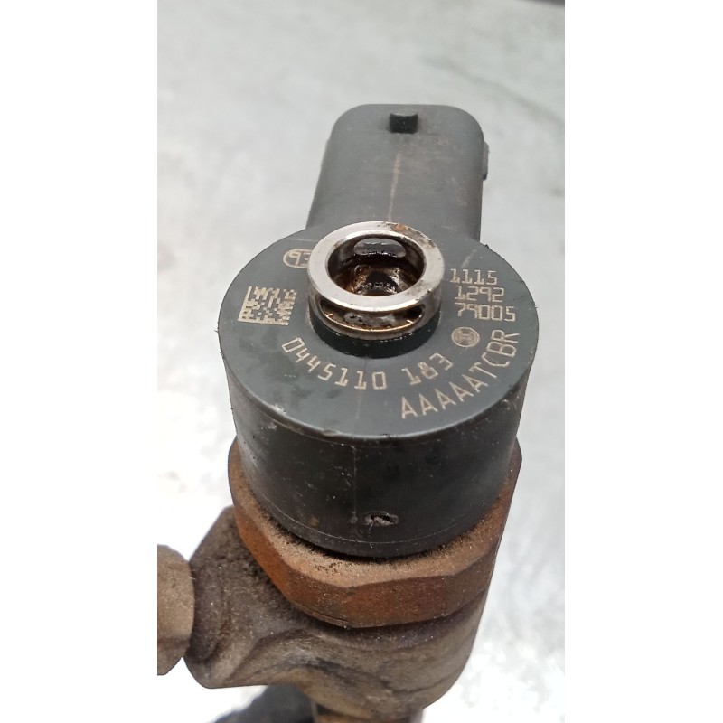 Recambio de inyector para fiat linea (323_, 110_) 1.3 d multijet (323axb11, 323axb1a) referencia OEM IAM 0445110183  BOSCH