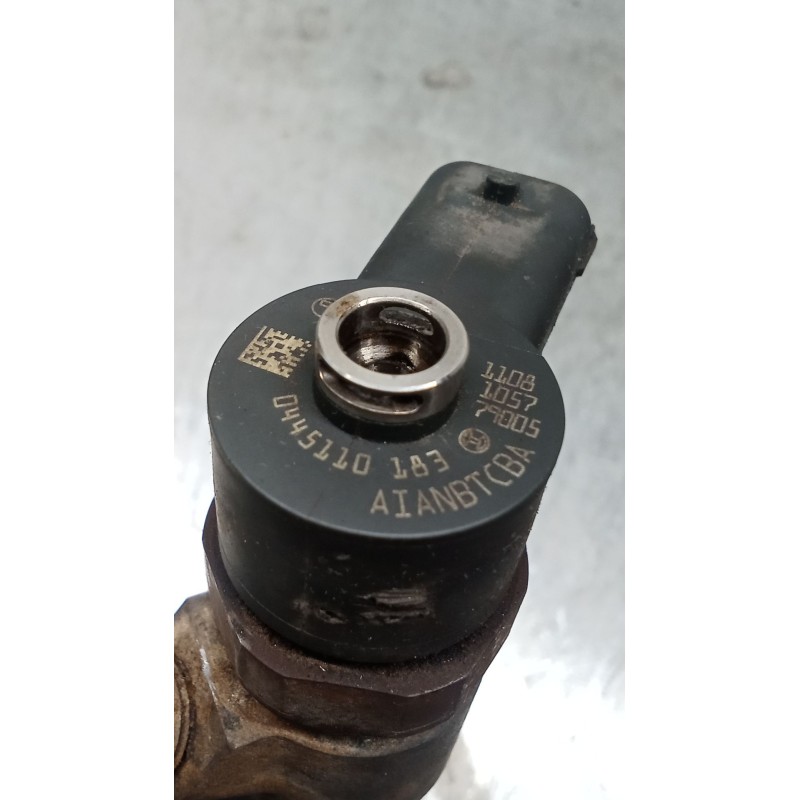 Recambio de inyector para fiat linea (323_, 110_) 1.3 d multijet (323axb11, 323axb1a) referencia OEM IAM 0445110183  BOSCH
