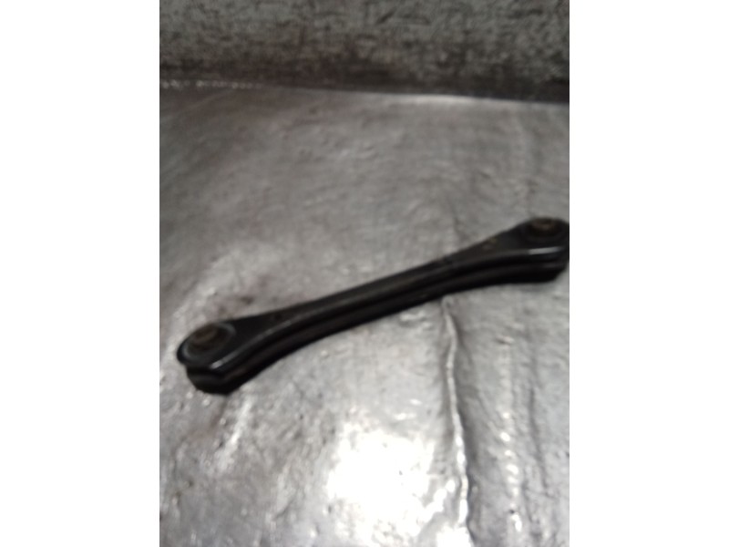 Recambio de brazo suspension inferior trasero izquierdo para kia ceed tourer (cd) 1.6 crdi 115 referencia OEM IAM   
