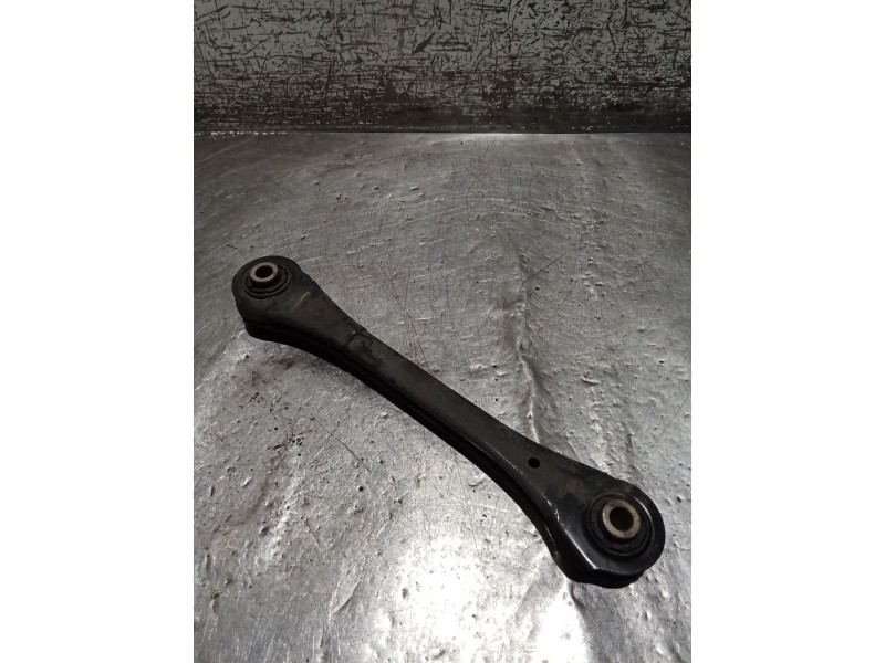 Recambio de brazo suspension inferior trasero derecho para kia ceed tourer (cd) 1.6 crdi 115 referencia OEM IAM   
