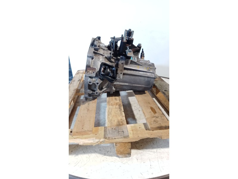 Recambio de caja cambios para kia carnival ii (gq) 2.9 crdi referencia OEM IAM Y040407173 5V 