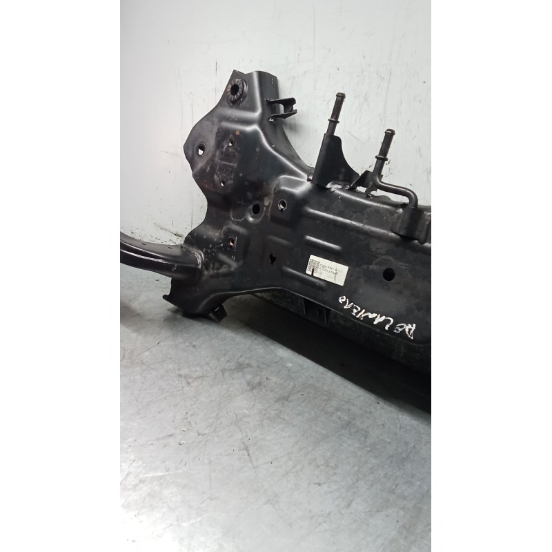 Recambio de puente delantero para kia ceed tourer (cd) 1.6 crdi 115 referencia OEM IAM 62401J7AA0 CUNA 18