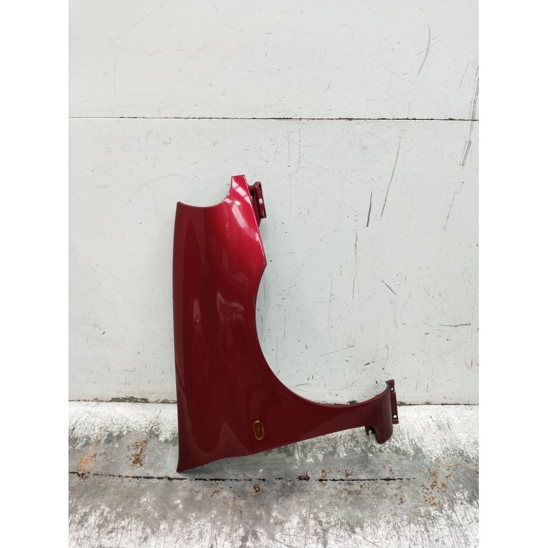 Recambio de aleta delantera derecha para renault clio ii (bb_, cb_) 1.9 d (b/cb0e, bb0j) referencia OEM IAM   