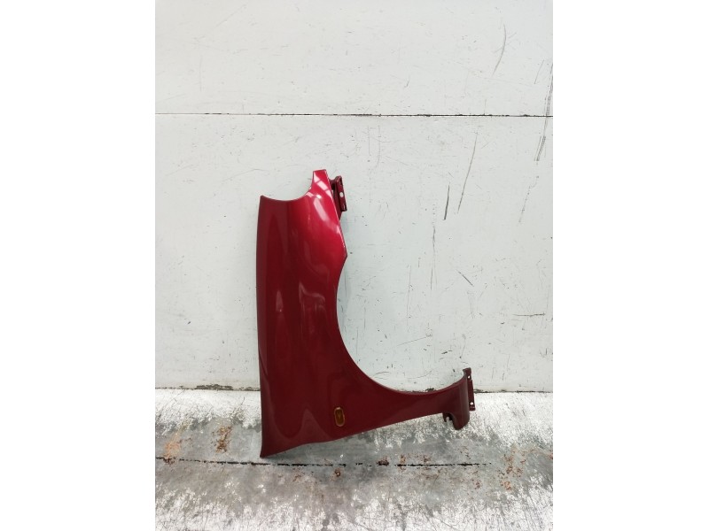 Recambio de aleta delantera derecha para renault clio ii (bb_, cb_) 1.9 d (b/cb0e, bb0j) referencia OEM IAM   