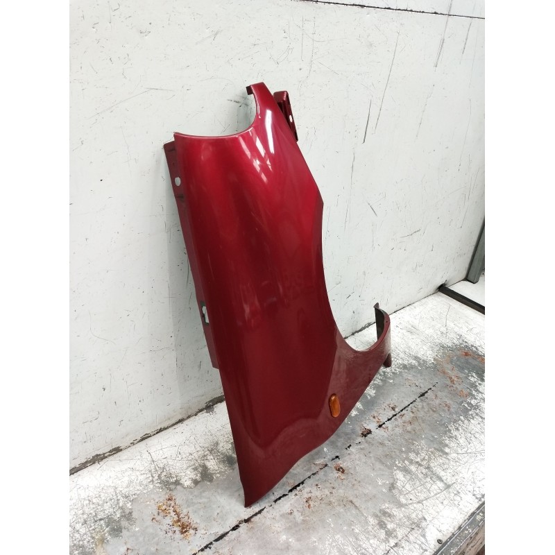 Recambio de aleta delantera derecha para renault clio ii (bb_, cb_) 1.9 d (b/cb0e, bb0j) referencia OEM IAM   