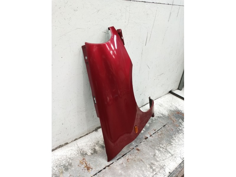 Recambio de aleta delantera derecha para renault clio ii (bb_, cb_) 1.9 d (b/cb0e, bb0j) referencia OEM IAM   