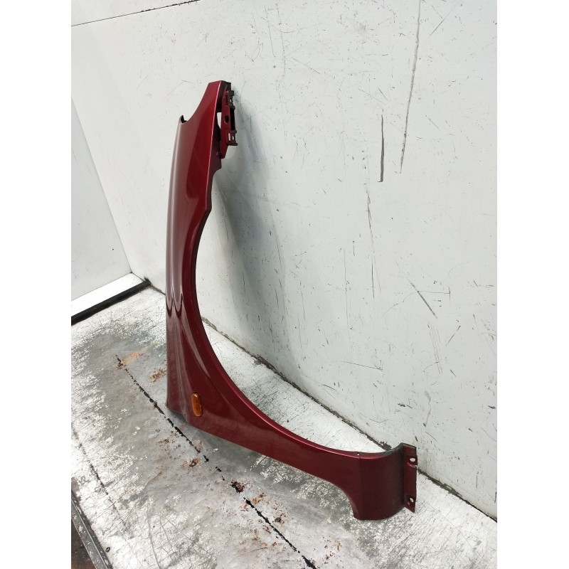 Recambio de aleta delantera derecha para renault clio ii (bb_, cb_) 1.9 d (b/cb0e, bb0j) referencia OEM IAM   