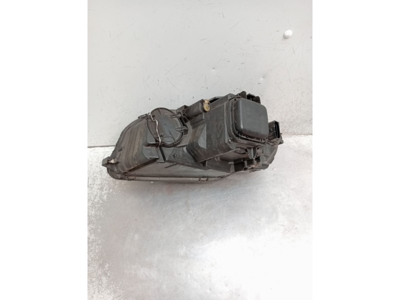 Recambio de faro derecho para audi a3 (8p1) 2.0 tdi 16v referencia OEM IAM 0301206202 8P0941004K 