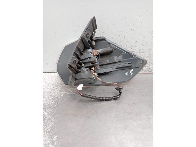 Recambio de piloto trasero izquierdo para nissan x-trail iii (t32_, t32r, t32rr) 1.6 dci all mode 4x4-i (nt32) referencia OEM IA