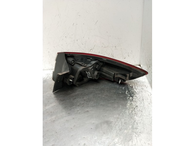 Recambio de piloto trasero izquierdo para renault megane iii grandtour (kz0/1) 1.5 dci (kz09, kz0d, kz1g, kz29, kz14, kz1w, kz10