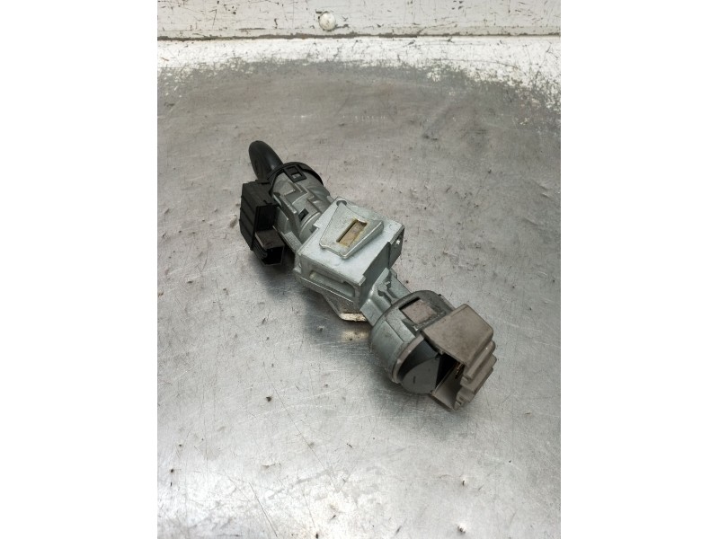 Recambio de conmutador de arranque para ford focus c-max (dm2) 1.6 tdci referencia OEM IAM 3M513F880AC  2003