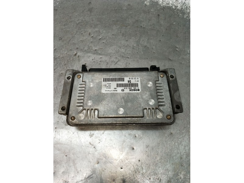 Recambio de centralita motor uce para peugeot 206 hatchback (2a/c) 1.6 i referencia OEM IAM 0261206216 9632693980 26FM0675 1998