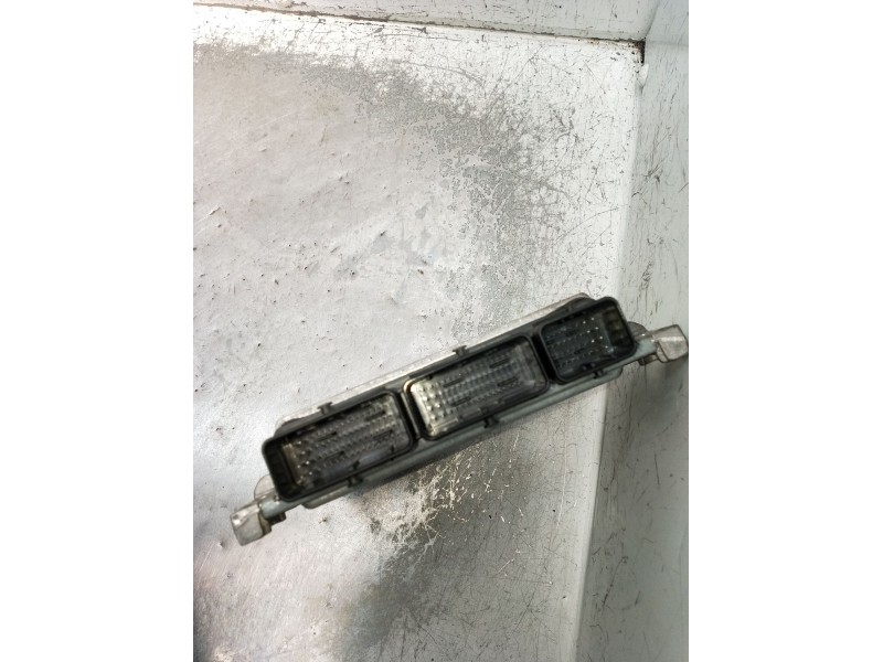 Recambio de centralita motor uce para renault megane iii grandtour (kz0/1) 1.5 dci (kz09, kz0d, kz1g, kz29, kz14, kz1w, kz10, kz