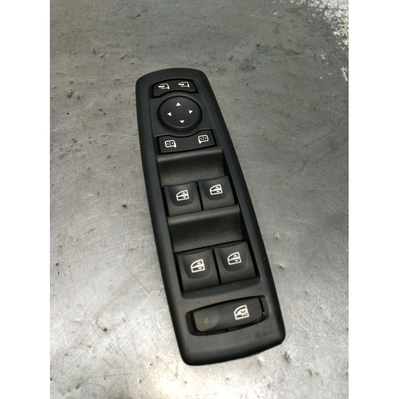 Recambio de mando elevalunas delantero izquierdo para renault megane iii grandtour (kz0/1) 1.5 dci (kz09, kz0d, kz1g, kz29, kz14