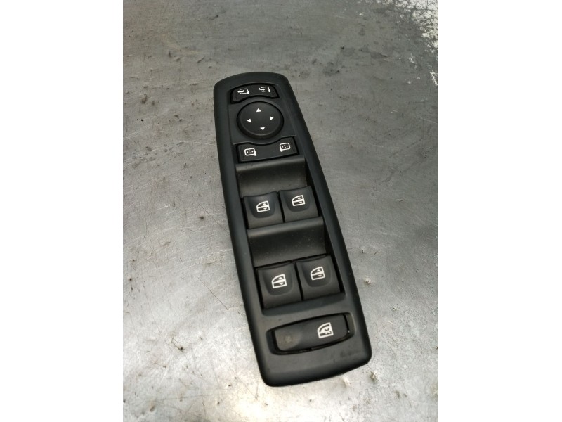 Recambio de mando elevalunas delantero izquierdo para renault megane iii grandtour (kz0/1) 1.5 dci (kz09, kz0d, kz1g, kz29, kz14