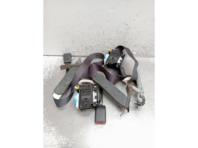 Recambio de juego cinturones delantero para nissan x-trail iii (t32_, t32r, t32rr) 1.6 dci all mode 4x4-i (nt32) referencia OEM 