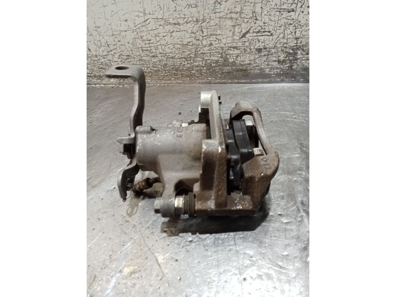 Recambio de pinza freno trasera izquierda para kia ceed tourer (cd) 1.6 crdi 115 referencia OEM IAM   18