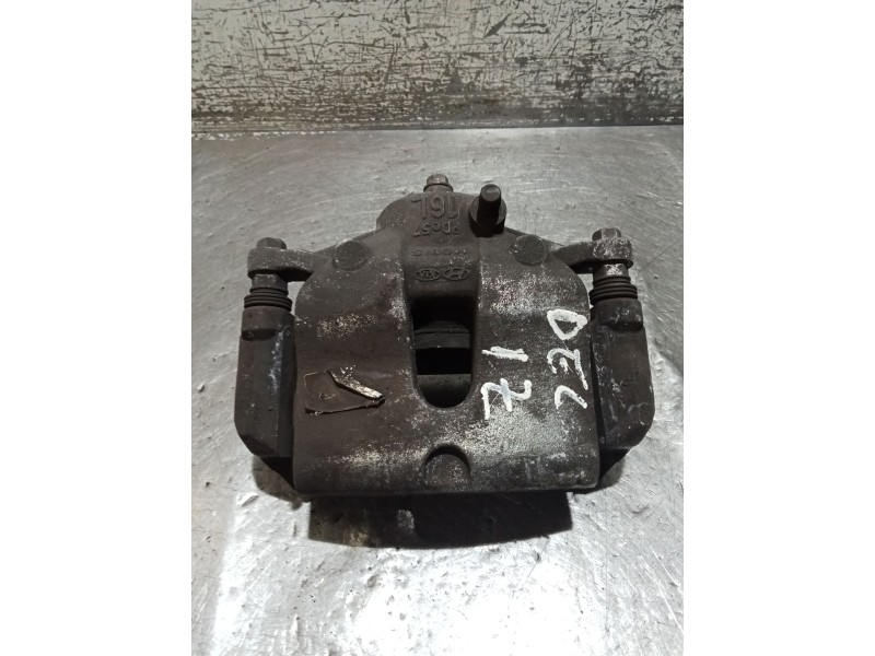 Recambio de pinza freno delantera izquierda para kia ceed tourer (cd) 1.6 crdi 115 referencia OEM IAM   18