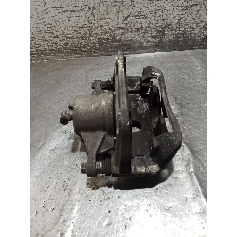 Recambio de pinza freno delantera izquierda para kia ceed tourer (cd) 1.6 crdi 115 referencia OEM IAM   18