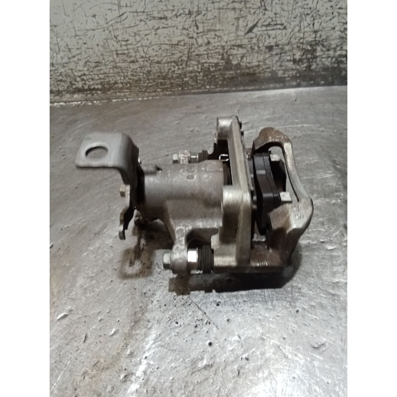Recambio de pinza freno trasera derecha para kia ceed tourer (cd) 1.6 crdi 115 referencia OEM IAM   18
