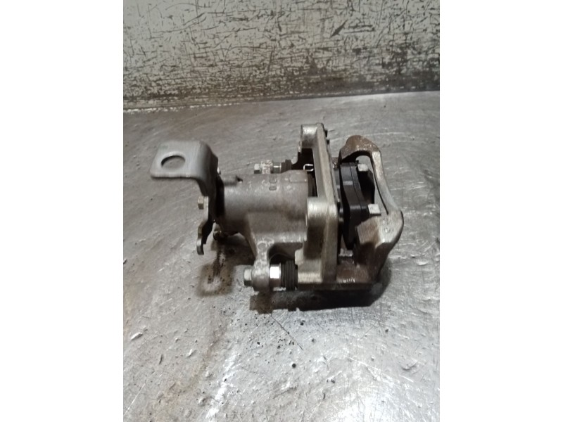 Recambio de pinza freno trasera derecha para kia ceed tourer (cd) 1.6 crdi 115 referencia OEM IAM   18