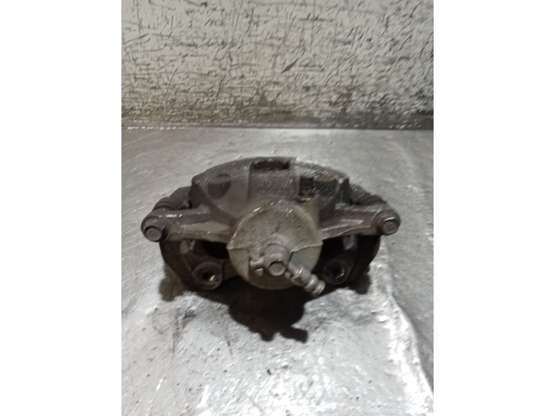 Recambio de pinza freno delantera derecha para kia ceed tourer (cd) 1.6 crdi 115 referencia OEM IAM   18