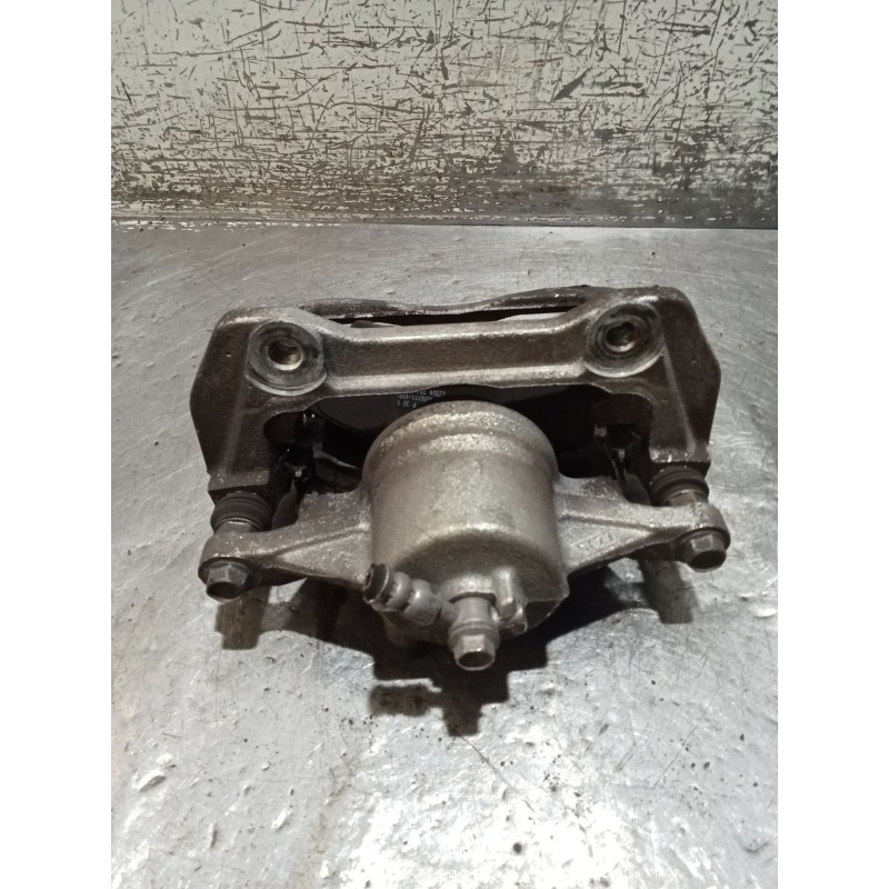 Recambio de pinza freno delantera derecha para kia ceed tourer (cd) 1.6 crdi 115 referencia OEM IAM   18
