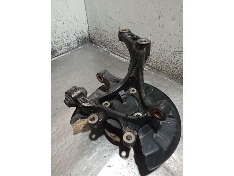 Recambio de mangueta trasera derecha para kia ceed tourer (cd) 1.6 crdi 115 referencia OEM IAM   18
