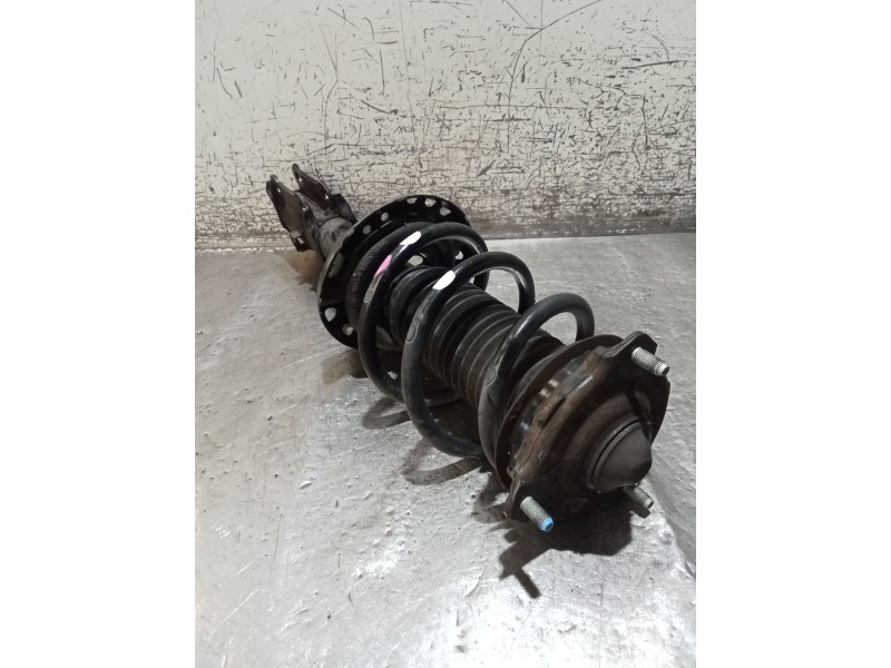 Recambio de amortiguador delantero izquierdo para kia ceed tourer (cd) 1.6 crdi 115 referencia OEM IAM   18