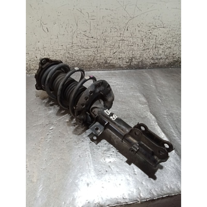 Recambio de amortiguador delantero derecho para kia ceed tourer (cd) 1.6 crdi 115 referencia OEM IAM   18