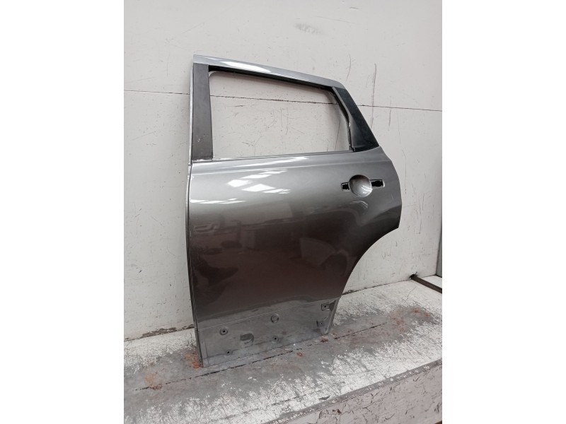 Recambio de puerta trasera izquierda para nissan qashqai (j10) visia referencia OEM IAM  5P J10/2011