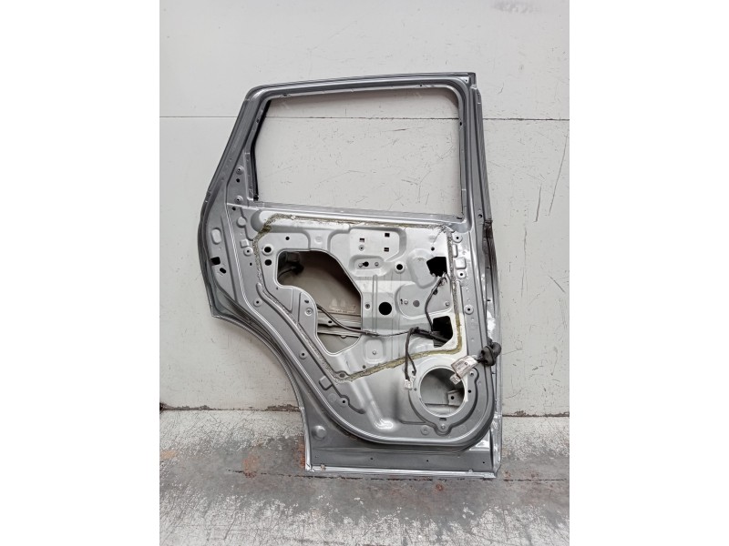 Recambio de puerta trasera izquierda para nissan qashqai (j10) visia referencia OEM IAM  5P J10/2011