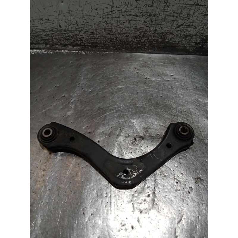 Recambio de brazo suspension superior trasero derecho para kia ceed tourer (cd) 1.6 crdi 115 referencia OEM IAM   18