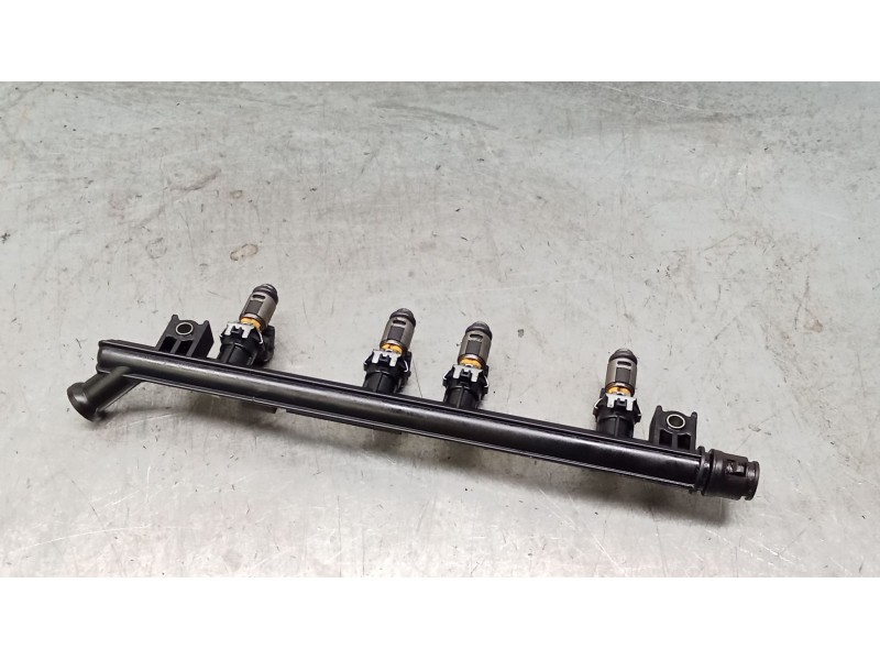 Recambio de rampa inyectora para fiat panda (312_, 319_) 1.2 (312pxa1a) referencia OEM IAM CB261B  12
