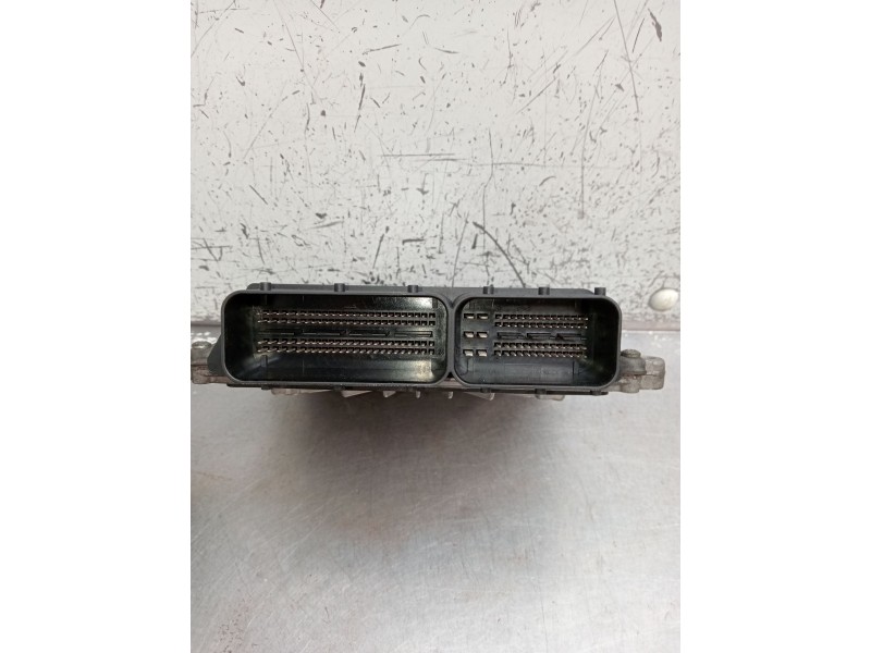 Recambio de centralita motor uce para volvo s60 i (384) d5 referencia OEM IAM 0281012103 30729826 T5BVD 