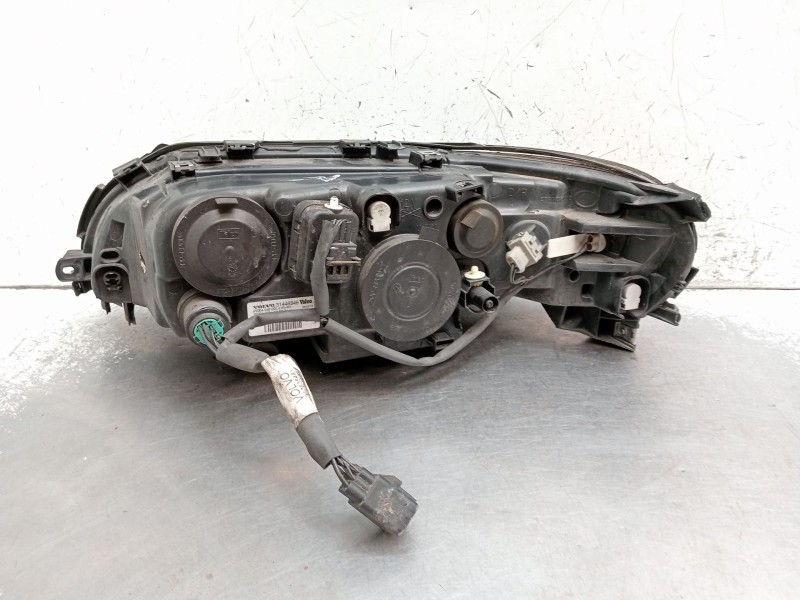 Recambio de faro derecho para volvo s60 i (384) d5 referencia OEM IAM 31446846 90100093 