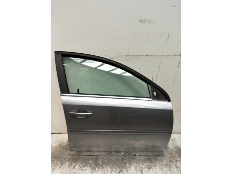 Recambio de puerta delantera derecha para opel vectra c gts (z02) 2.2 dti 16v (f68) referencia OEM IAM  5P 2003