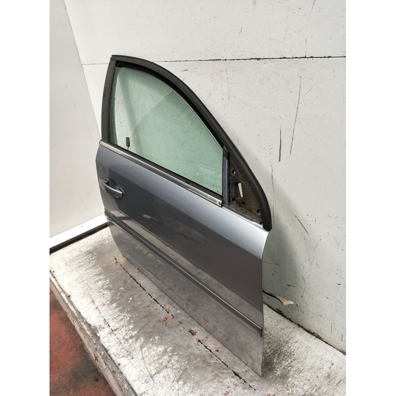 Recambio de puerta delantera derecha para opel vectra c gts (z02) 2.2 dti 16v (f68) referencia OEM IAM  5P 2003