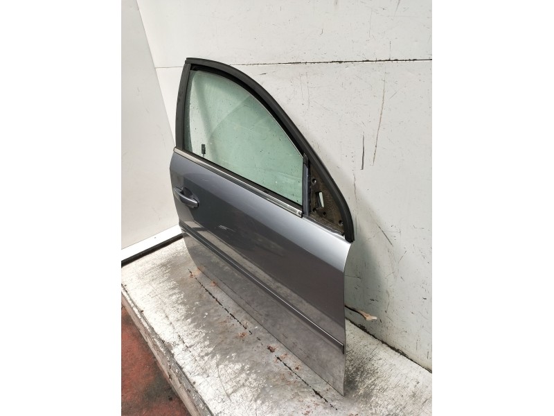 Recambio de puerta delantera derecha para opel vectra c gts (z02) 2.2 dti 16v (f68) referencia OEM IAM  5P 2003
