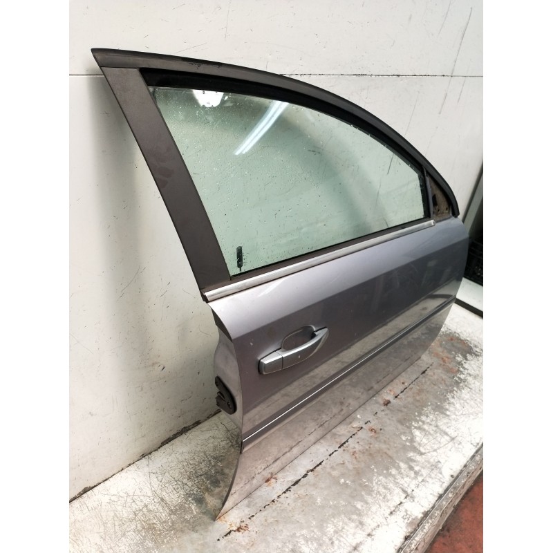 Recambio de puerta delantera derecha para opel vectra c gts (z02) 2.2 dti 16v (f68) referencia OEM IAM  5P 2003