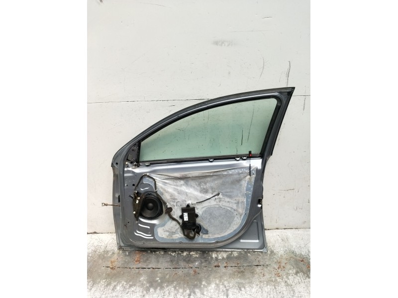 Recambio de puerta delantera derecha para opel vectra c gts (z02) 2.2 dti 16v (f68) referencia OEM IAM  5P 2003