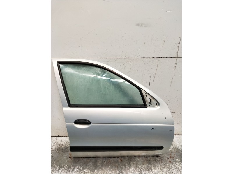 Recambio de puerta delantera derecha para renault megane i (ba0/1_) 1.9 dti (ba1u) referencia OEM IAM  5P 1999