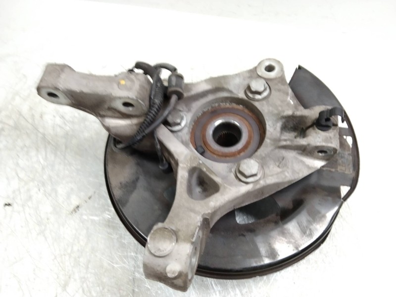 Recambio de mangueta delantera izquierda para opel astra j lim. 1.6 16v cat referencia OEM IAM   