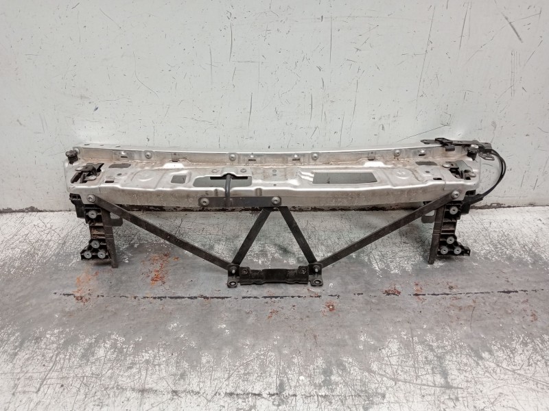 Recambio de panel frontal para mercedes-benz clase c (w206) c 200 d (206.003) referencia OEM IAM   